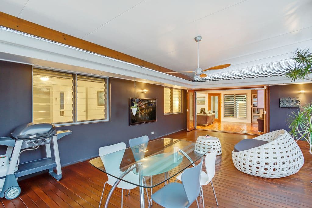 208 Tallebudgera Drive, Palm Beach QLD 4221, Palm Beach - Thumbnail 4