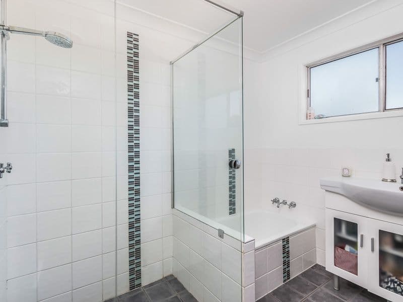 74 Tavistock Street, Oxley QLD 4075, Oxley - Thumbnail 8