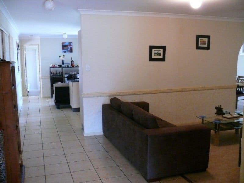 8 Amberwood Drive, UPPER COOMERA QLD 4209, Upper Coomera - Thumbnail 4