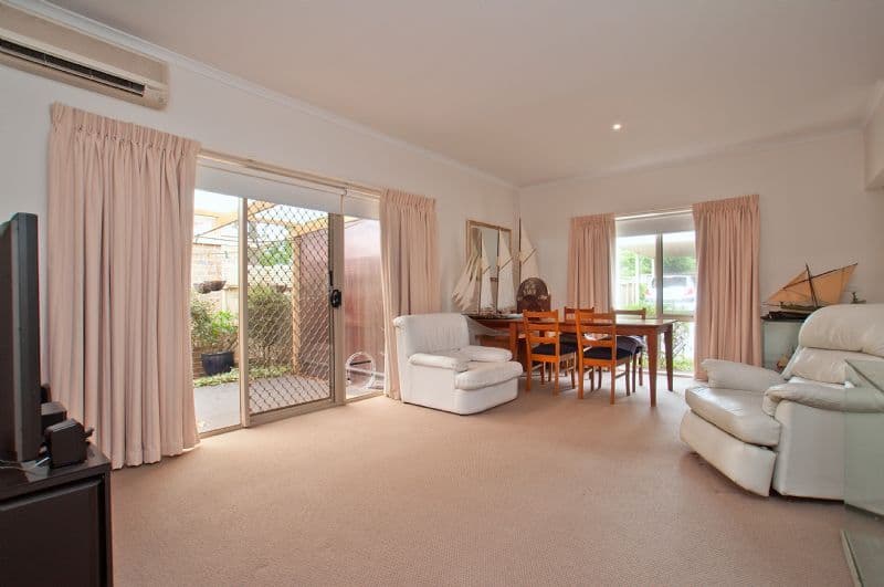 8 Reservoir Road, FRANKSTON VIC 3199, Frankston - Thumbnail 3
