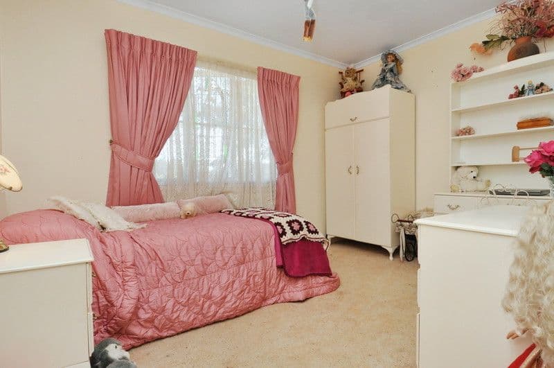 13 Yanderra Avenue, ARANA HILLS QLD 4054, Arana Hills - Thumbnail 7