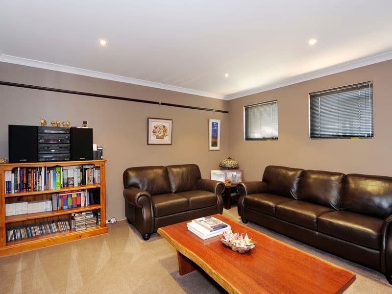 7 Gunnedah Drive, BALDIVIS WA 6171, Baldivis - Thumbnail 2