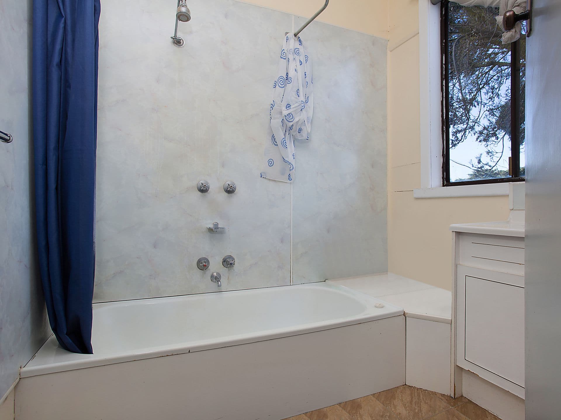 5 Fenton Street, CAMPERDOWN VIC 3260, Camperdown - Thumbnail 5
