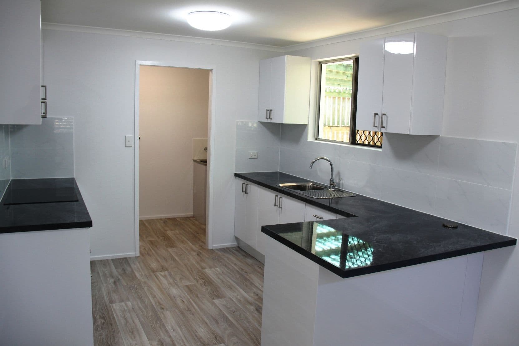 5 Irving Court, Boyne Island QLD 4680, Boyne Island - Thumbnail 4
