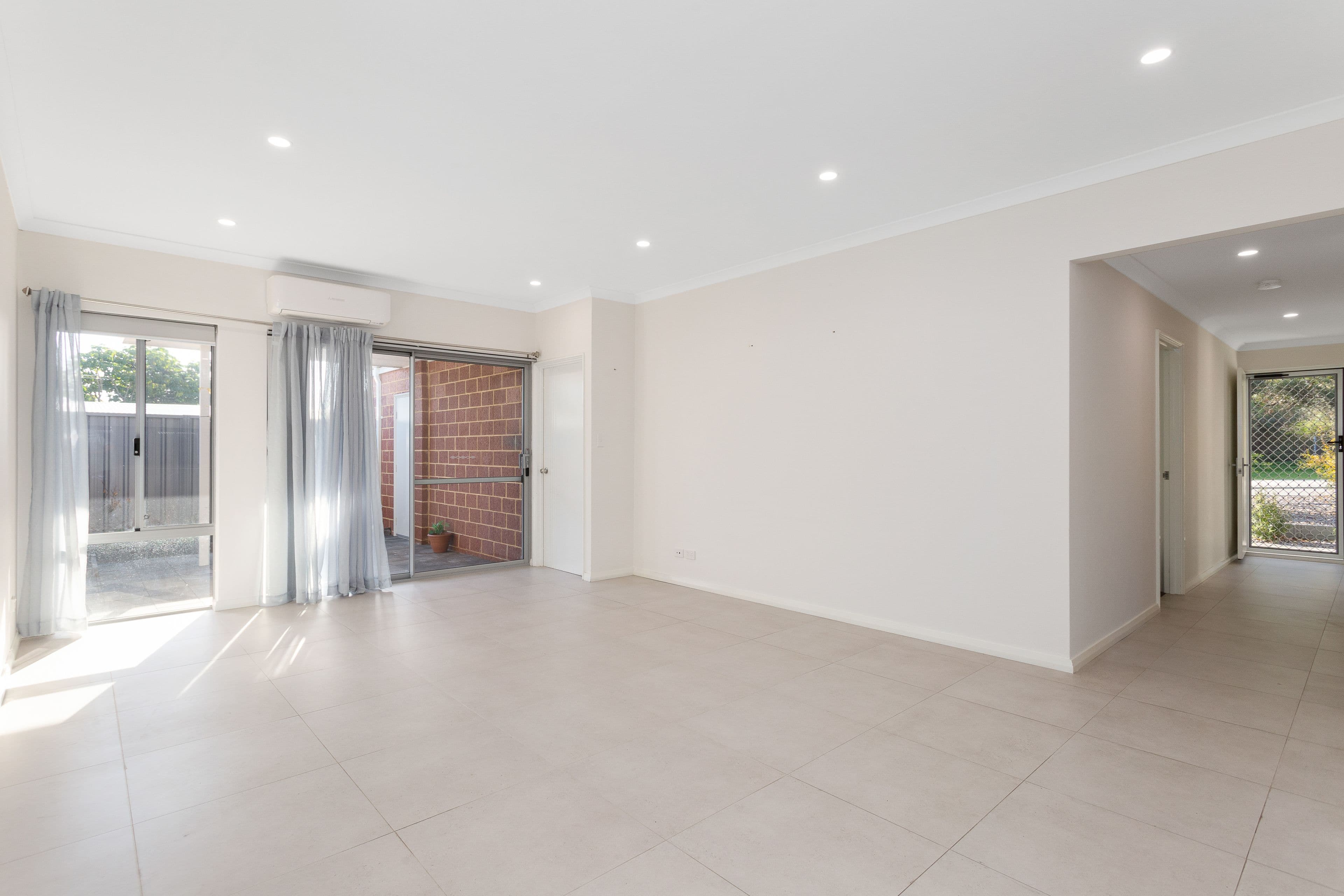 12a Storrington Crescent, Westminster WA 6061, Westminster - Thumbnail 4