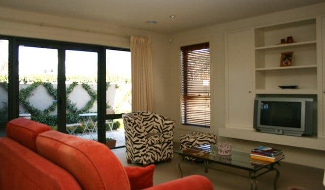 3 Maygar Street, HUGHES ACT 2605, Hughes - Thumbnail 2