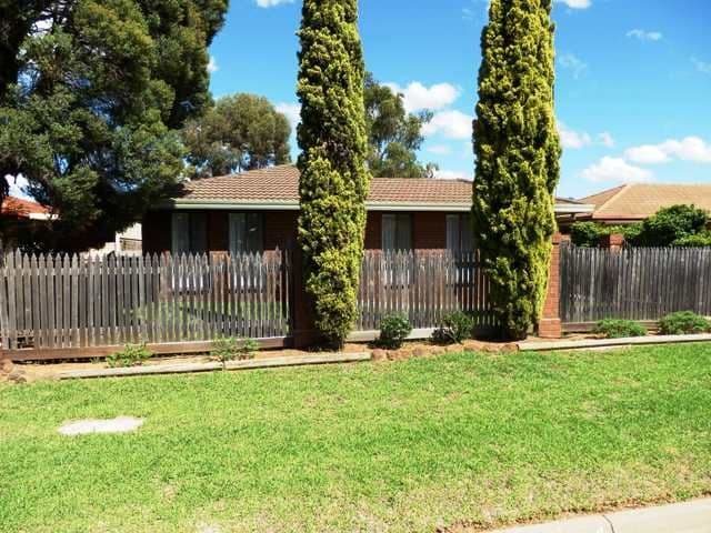 4 Pevensey Place, MOAMA NSW 2731, Moama - Thumbnail 2