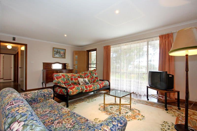 9 Nullawarre Avenue, ROSEBUD VIC 3939, Rosebud - Thumbnail 2