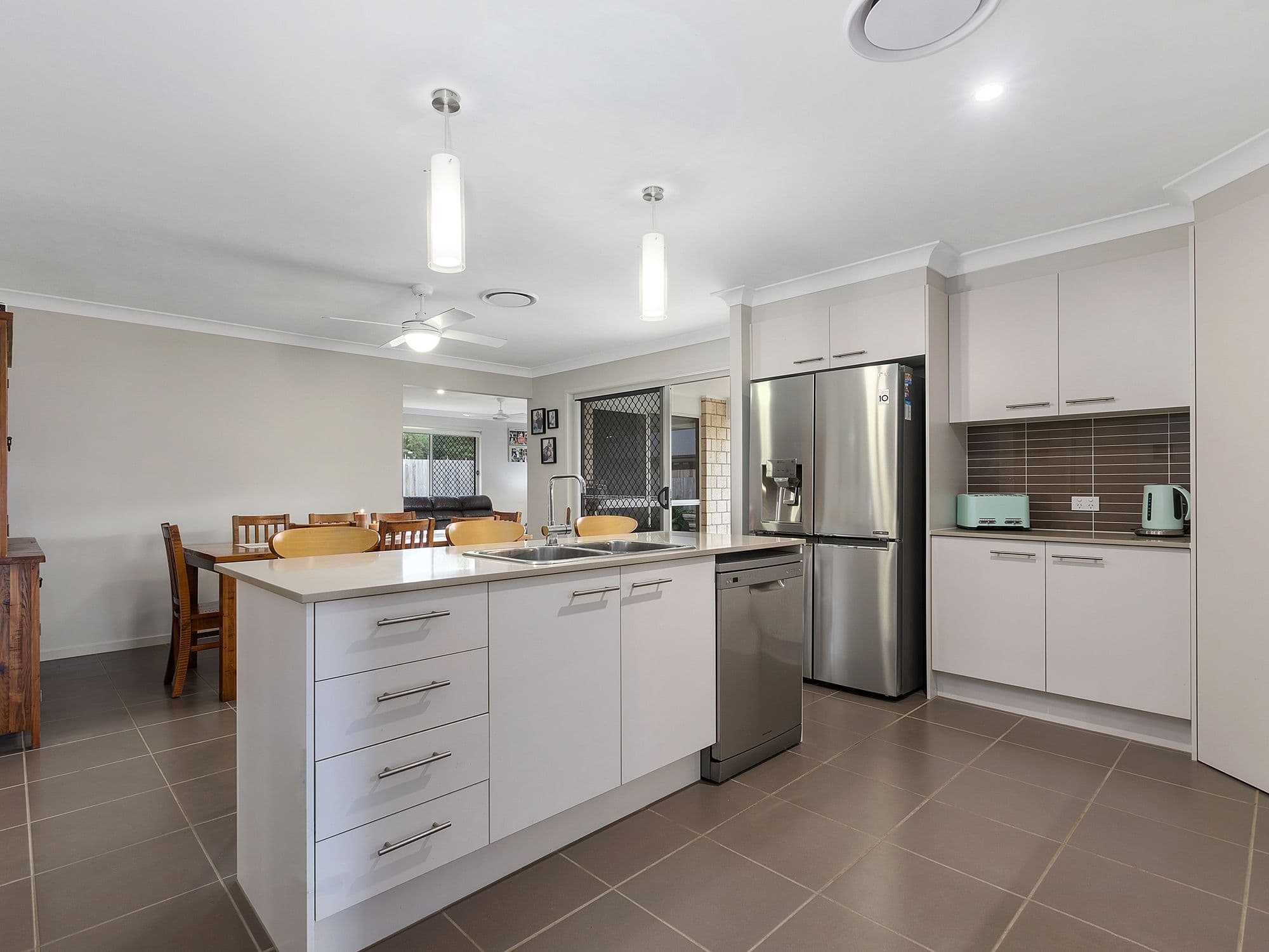 23 Pineview Drive, Beerwah QLD 4519, Beerwah - Thumbnail 4