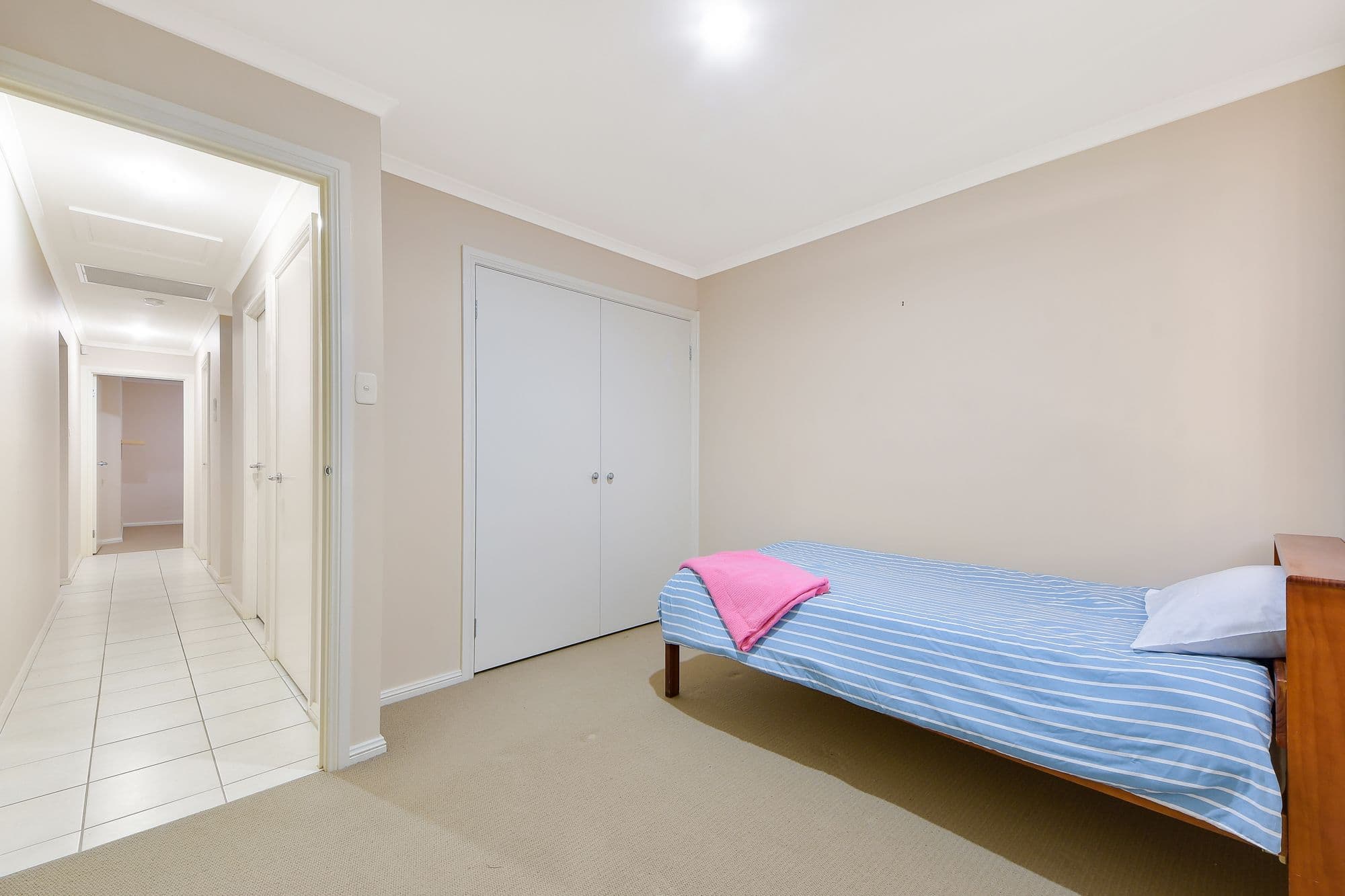 15 Heritage Heights Circuit, St Helens Park - Thumbnail 6
