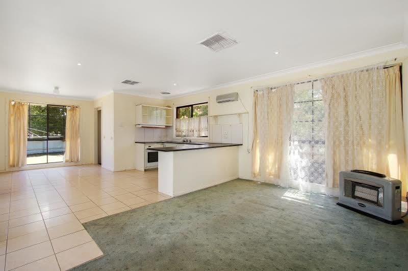 364 Woomera Crescent, Lavington - Thumbnail 3