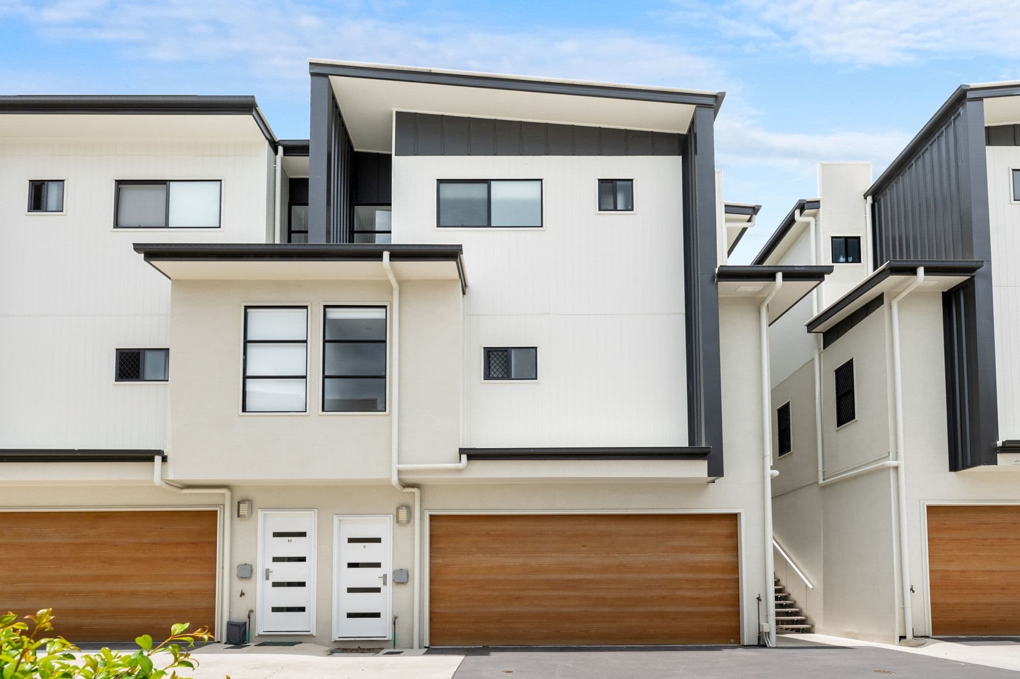 33 Henderson Road, Everton Hills QLD 4053, Everton Hills - Image 1