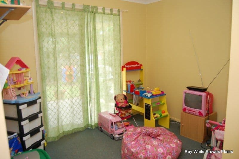4  Kadlunga Court, BORONIA HEIGHTS QLD 4124, Boronia Heights - Thumbnail 8