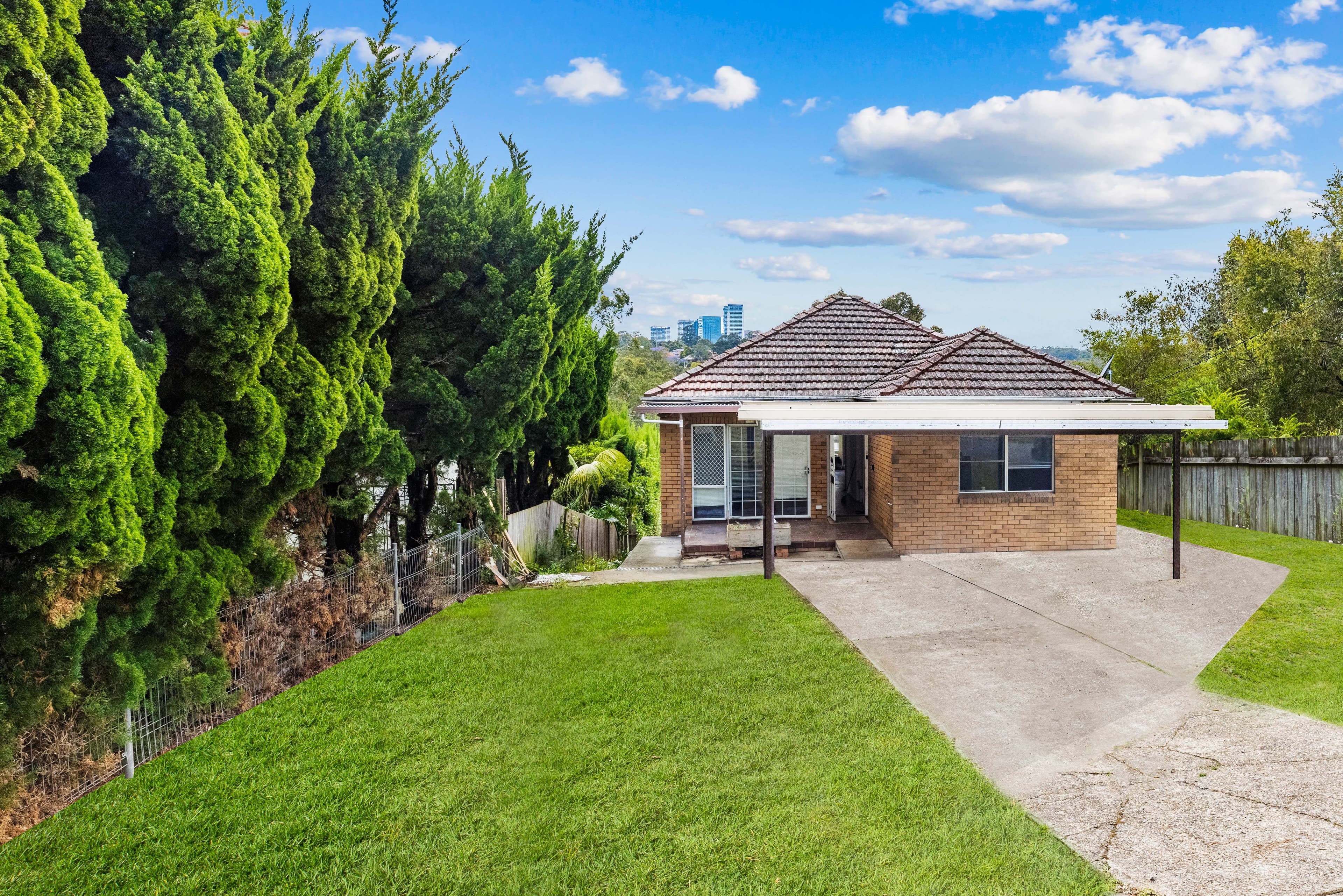 10 Fairyland Avenue, Chatswood West NSW 2067, Chatswood West - Image 1