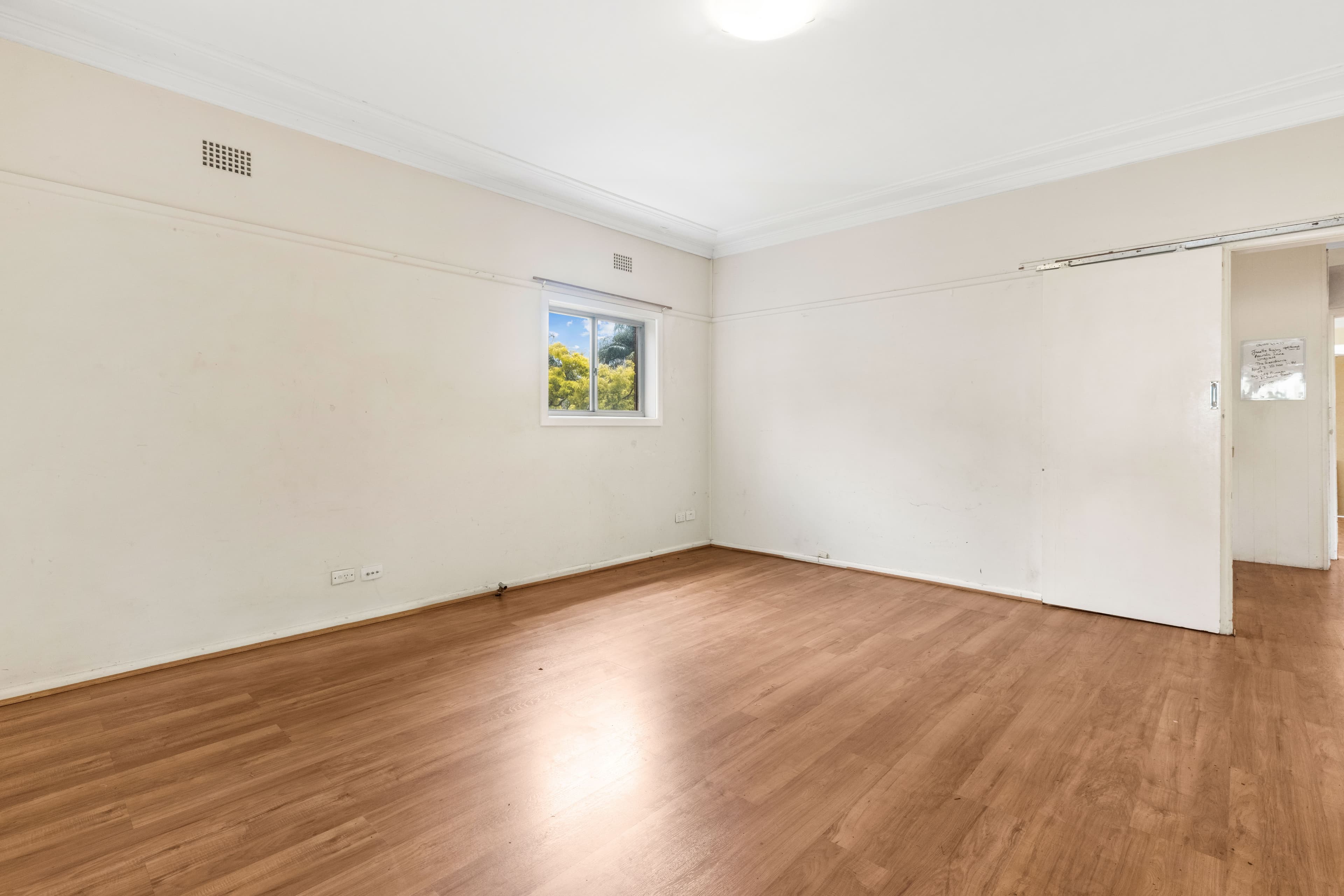 10 Fairyland Avenue, Chatswood West NSW 2067, Chatswood West - Thumbnail 2