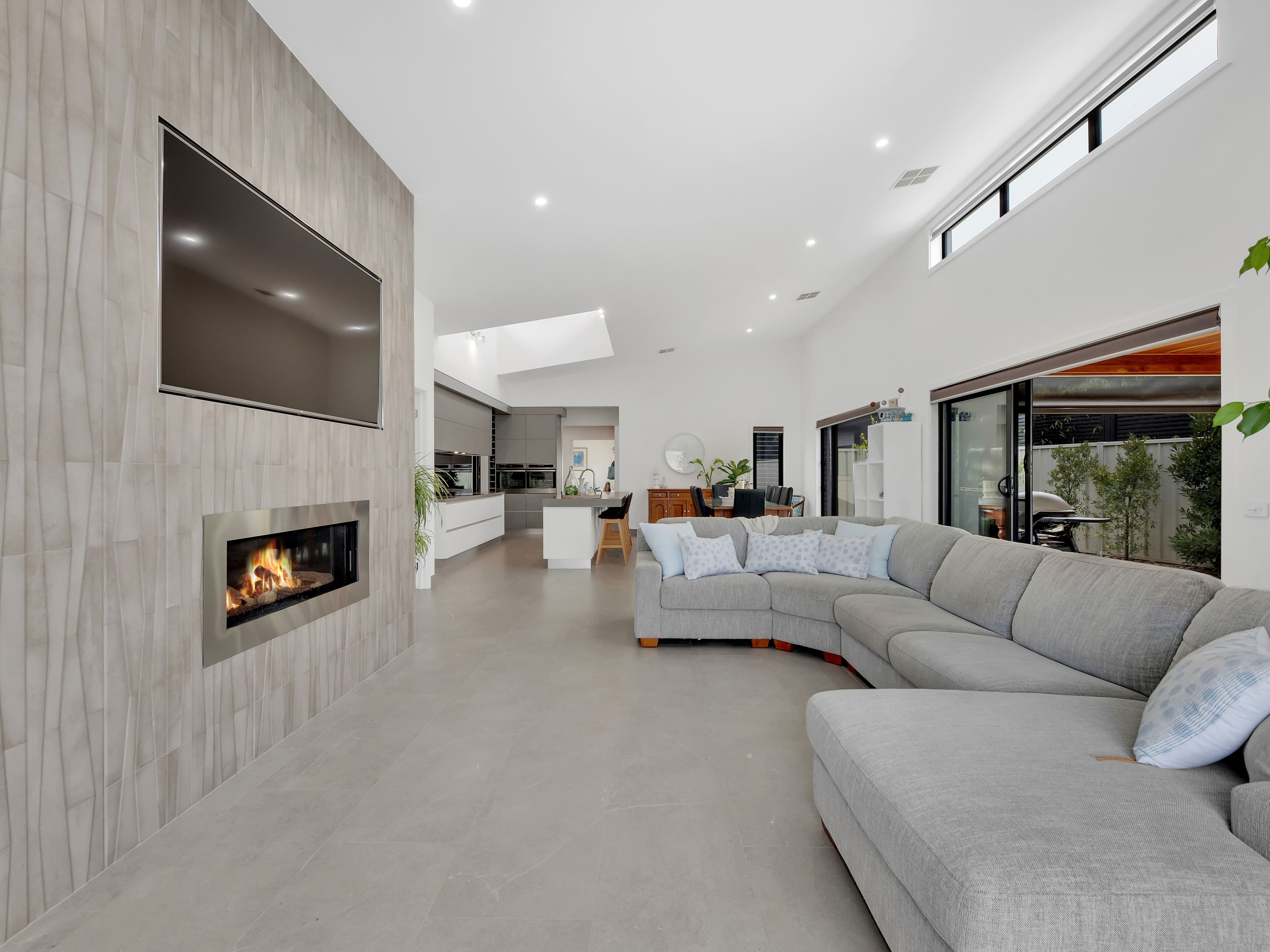 101 Zorro Drive, Yarrawonga VIC 3730, Yarrawonga - Thumbnail 2