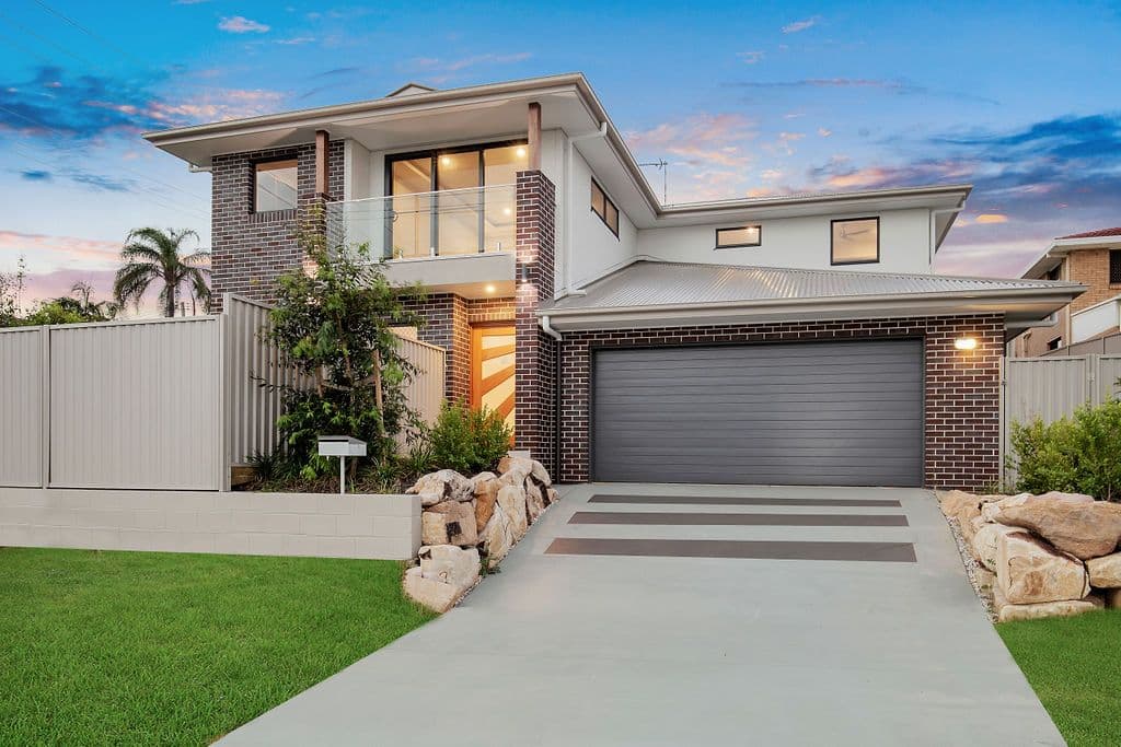 19 Fourth Avenue, Labrador QLD 4215, Labrador - Image 1