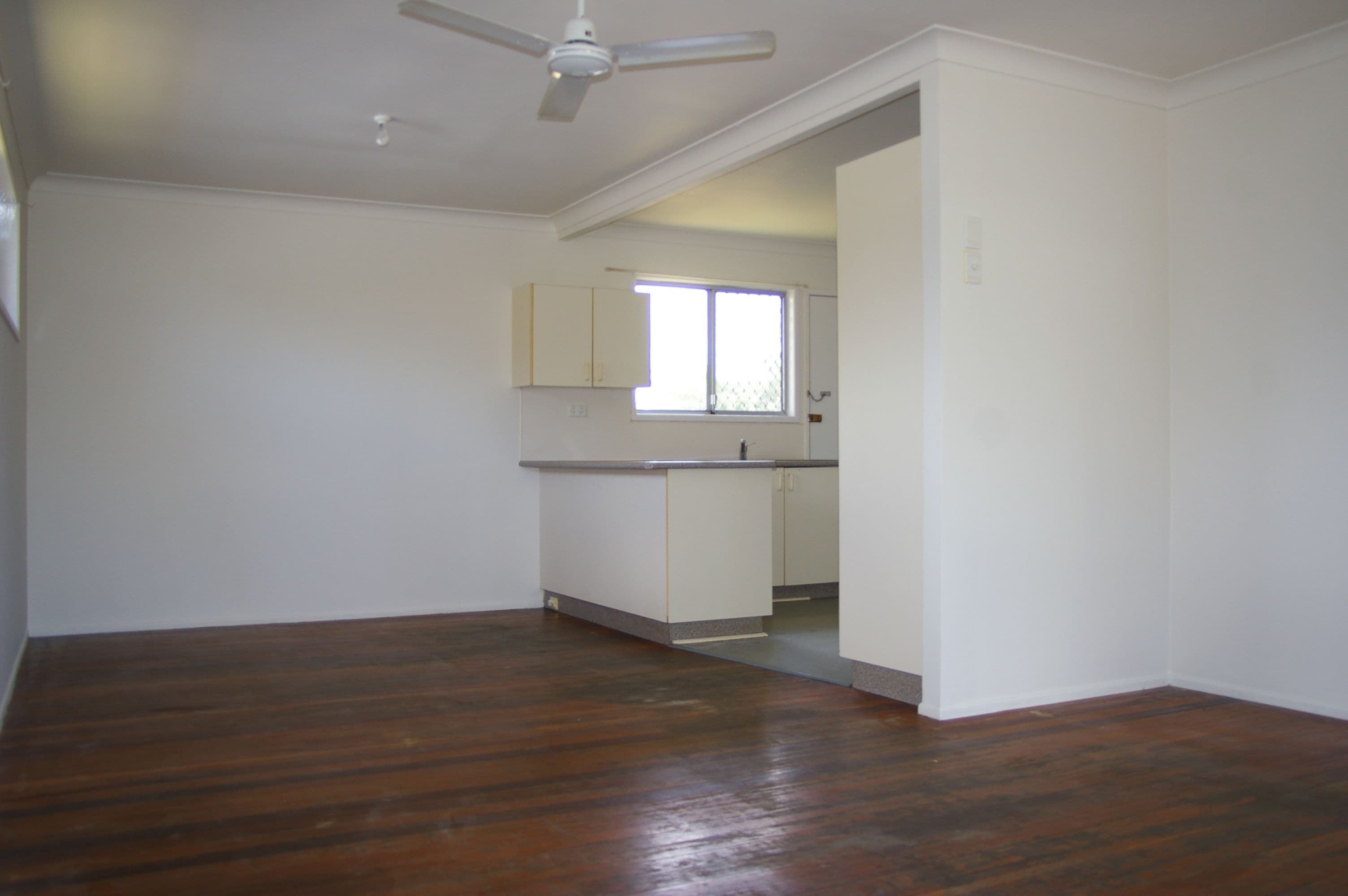 4 Simmons Street, Caboolture QLD 4510, Caboolture - Thumbnail 2