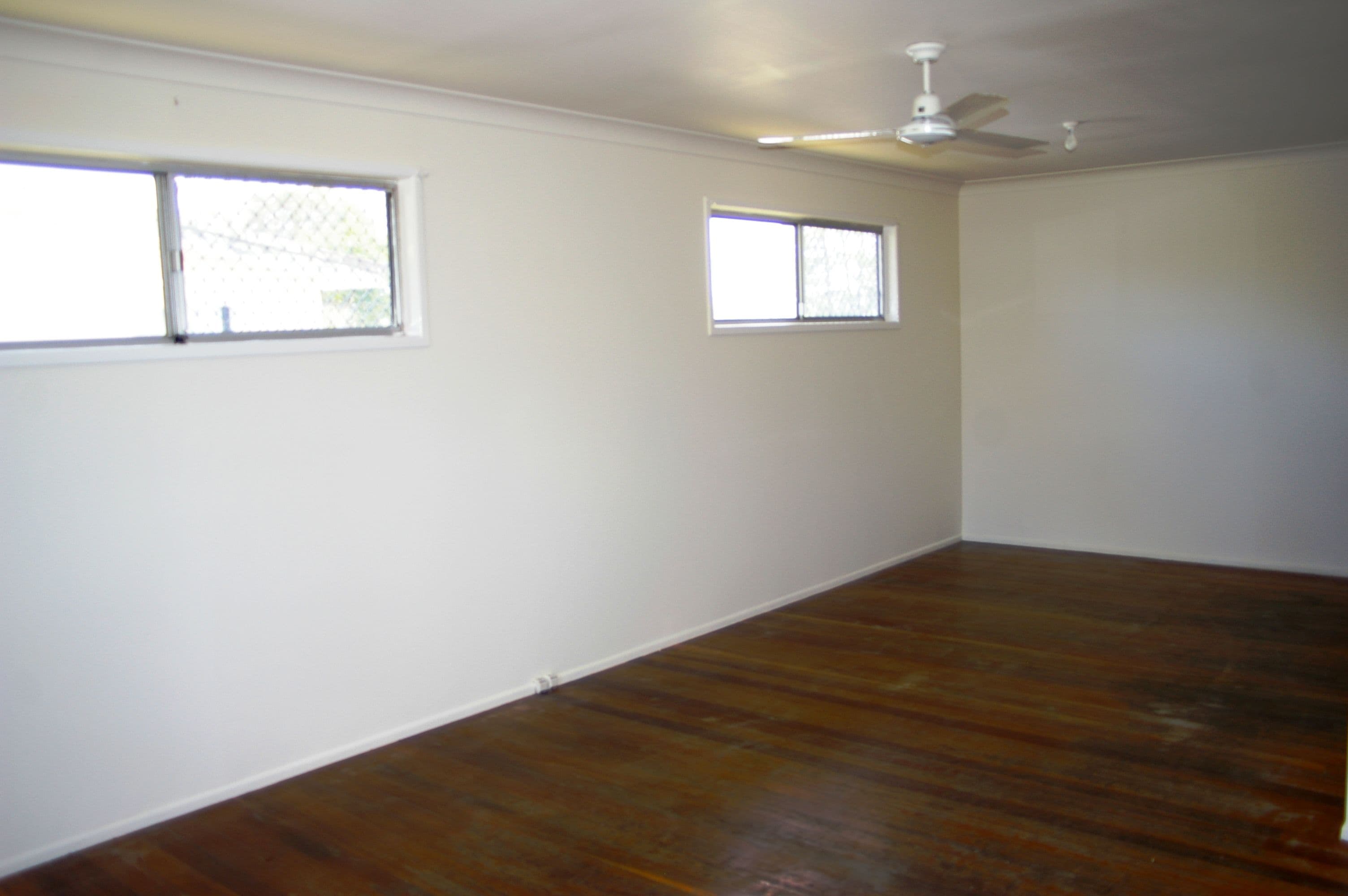 4 Simmons Street, Caboolture QLD 4510, Caboolture - Thumbnail 4