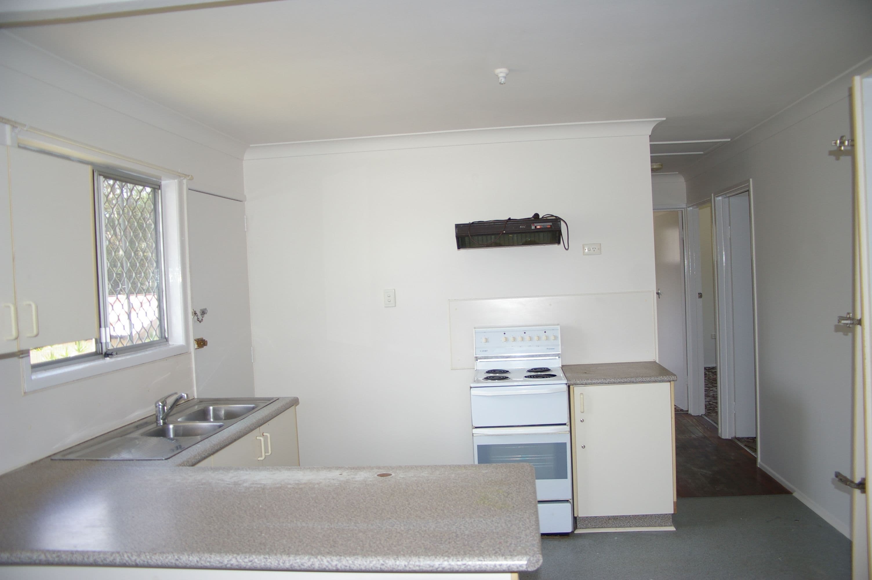 4 Simmons Street, Caboolture QLD 4510, Caboolture - Thumbnail 5