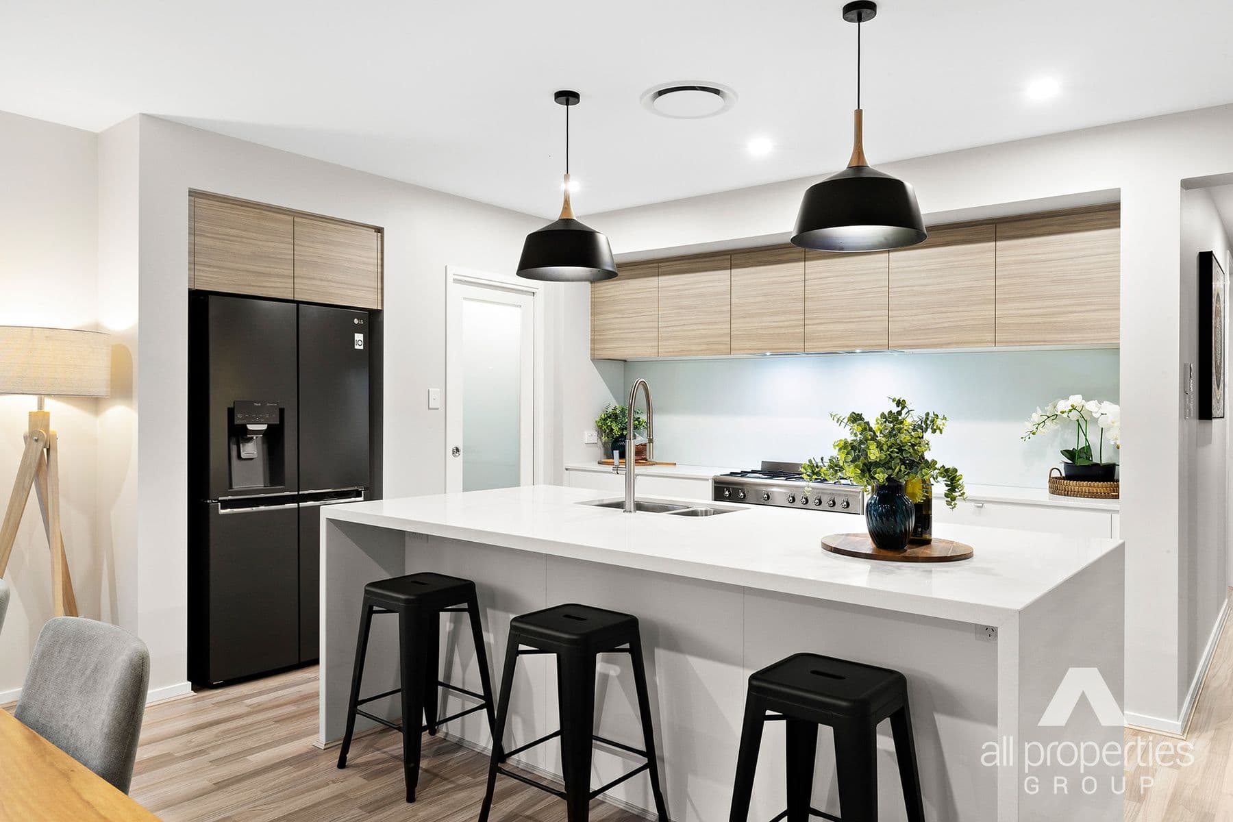 58 Emerald Drive, Helensvale QLD 4212, Helensvale - Thumbnail 2