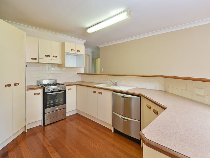 8 Woodvale Court, Everton Hills QLD 4053, Everton Hills - Thumbnail 8