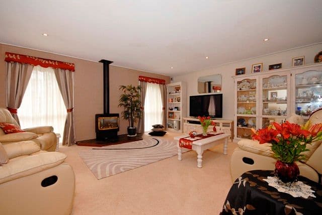 88 Edward Road, CHIRNSIDE PARK VIC 3116, Chirnside Park - Thumbnail 2