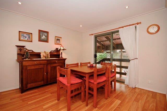 88 Edward Road, CHIRNSIDE PARK VIC 3116, Chirnside Park - Thumbnail 4