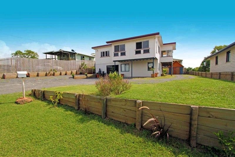 23 Poplar Street, YEPPOON QLD 4703, Yeppoon - Thumbnail 2