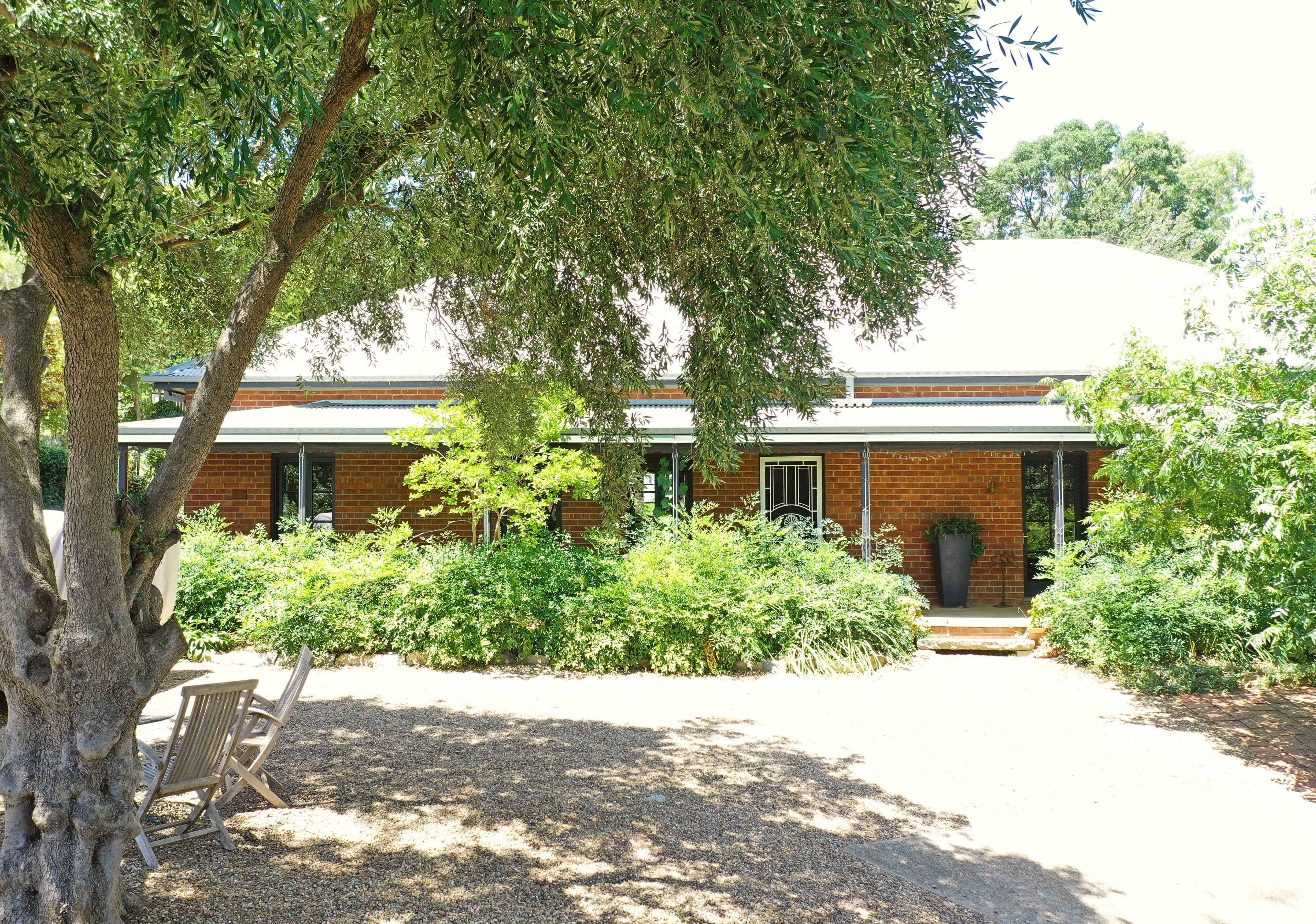 45 Otway Street, Gundagai NSW 2722, Gundagai - Image 1