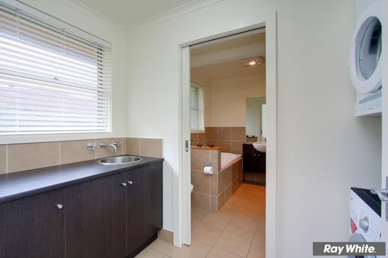 11 Gilga Street, MORNINGTON VIC 3931, Mornington - Thumbnail 6