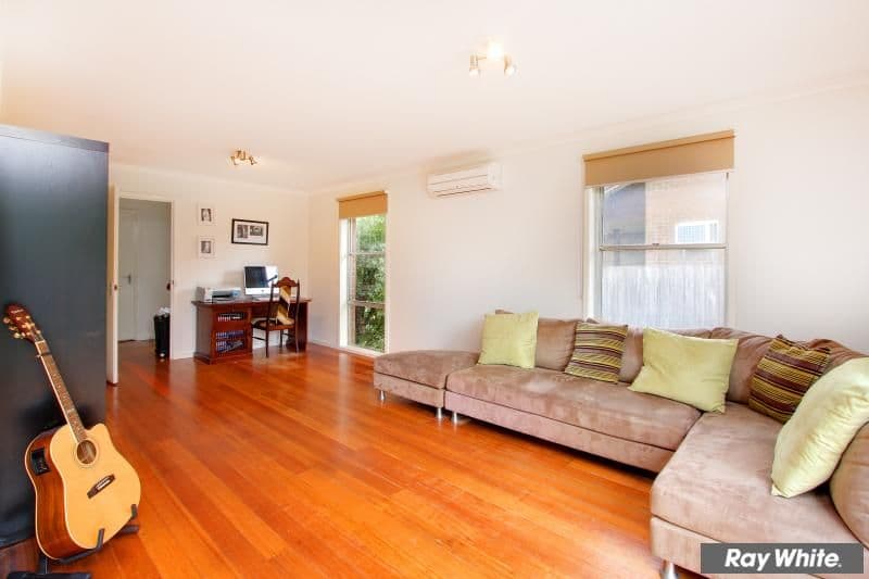 11 Gilga Street, MORNINGTON VIC 3931, Mornington - Thumbnail 7