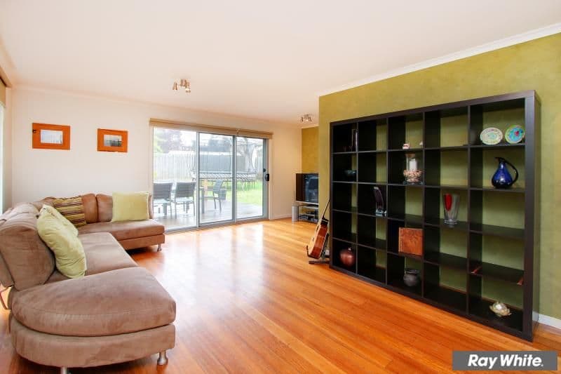 11 Gilga Street, MORNINGTON VIC 3931, Mornington - Thumbnail 8