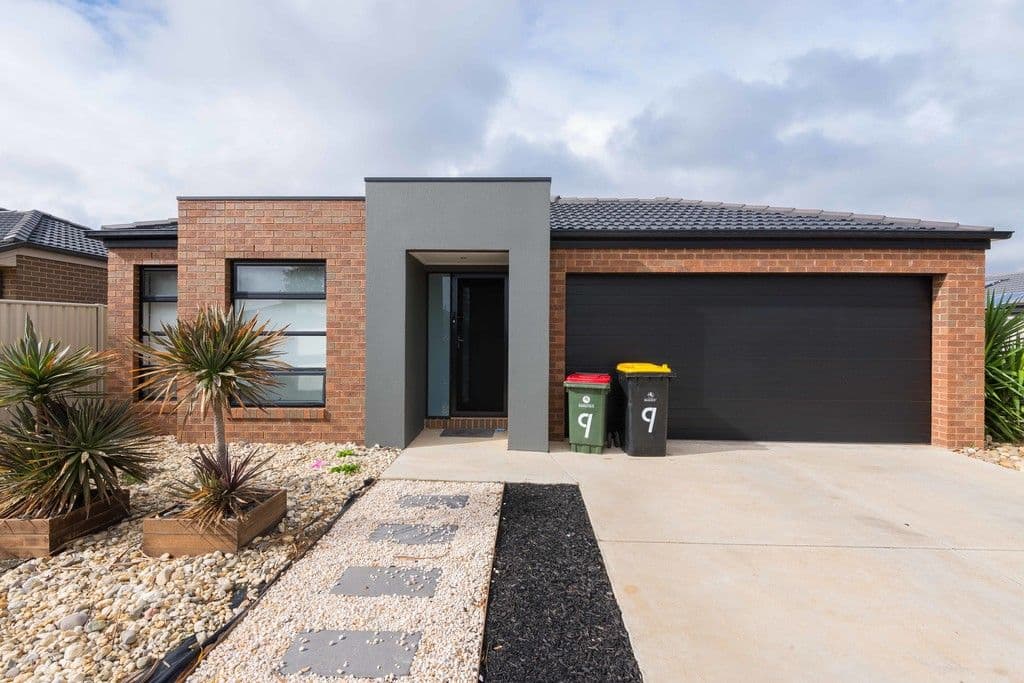 9 McMeekan Way, Epsom VIC 3551, Epsom - Image 1