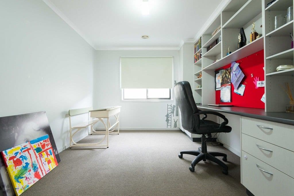 9 McMeekan Way, Epsom VIC 3551, Epsom - Thumbnail 4