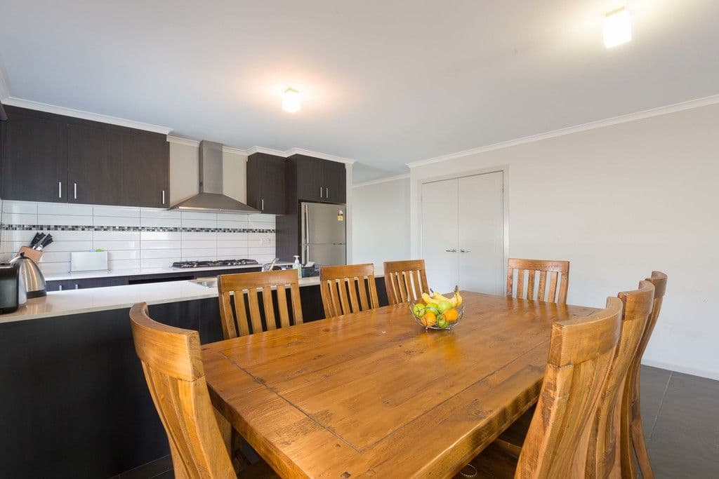 9 McMeekan Way, Epsom VIC 3551, Epsom - Thumbnail 6