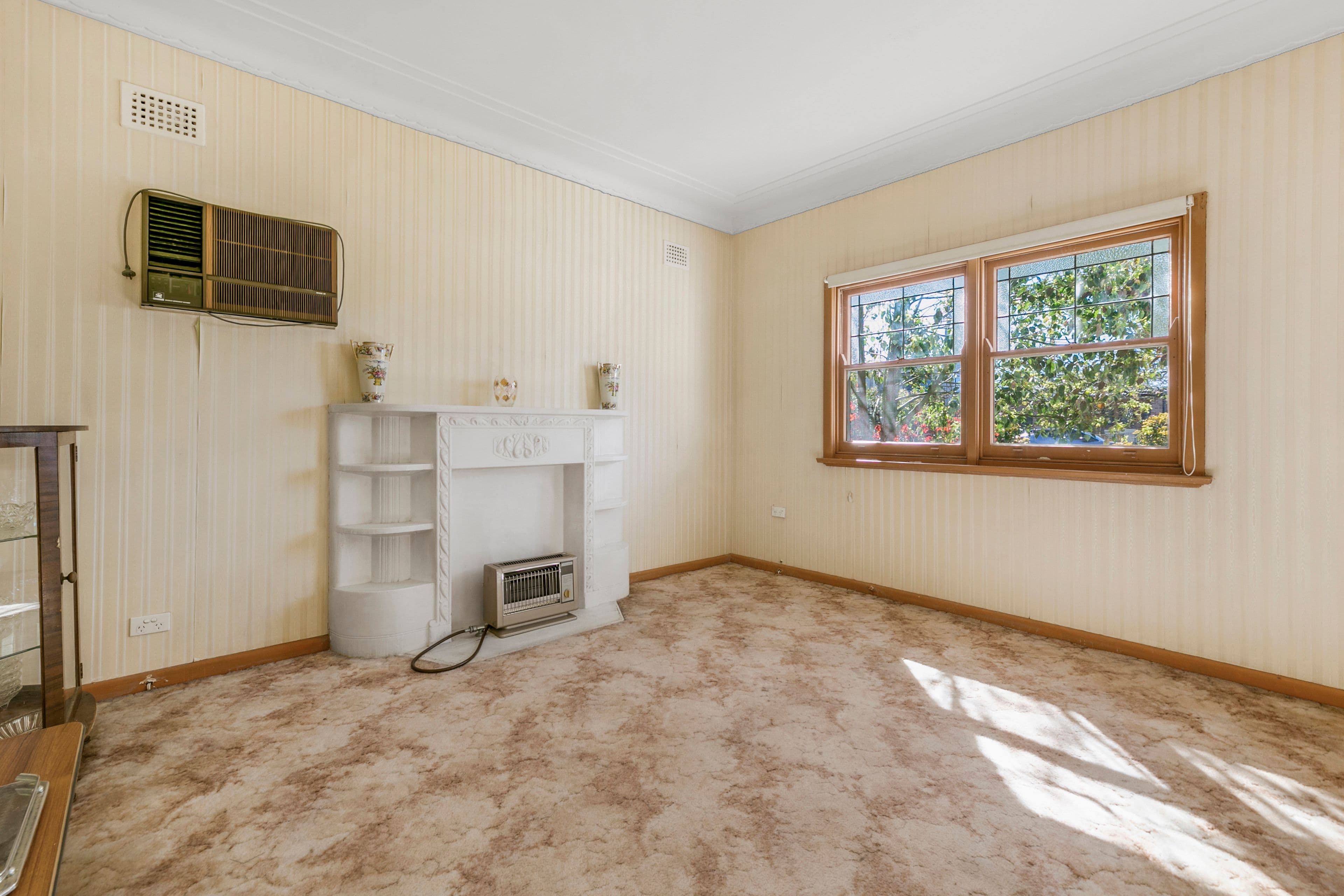 4 Lima Street, Greenacre NSW 2190, Greenacre - Thumbnail 3