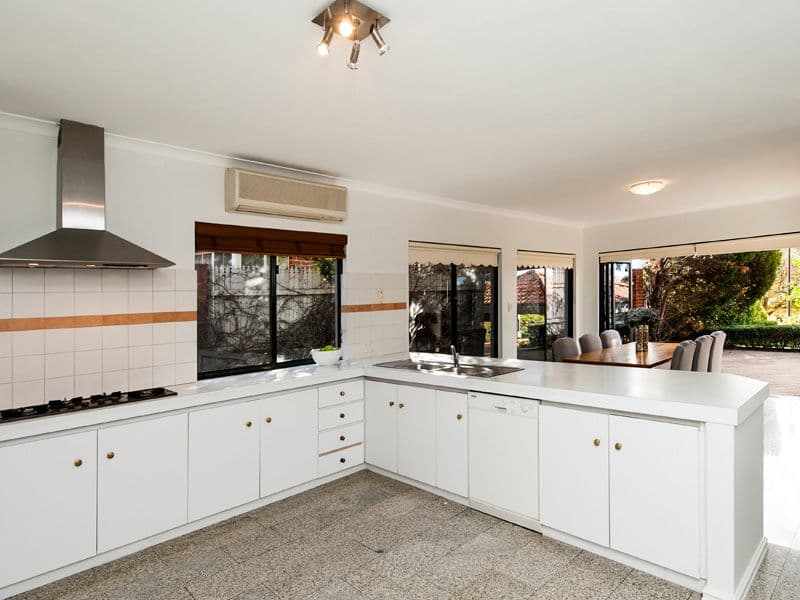 5 Primula Place, Mount Claremont WA 6010, Mount Claremont - Thumbnail 3