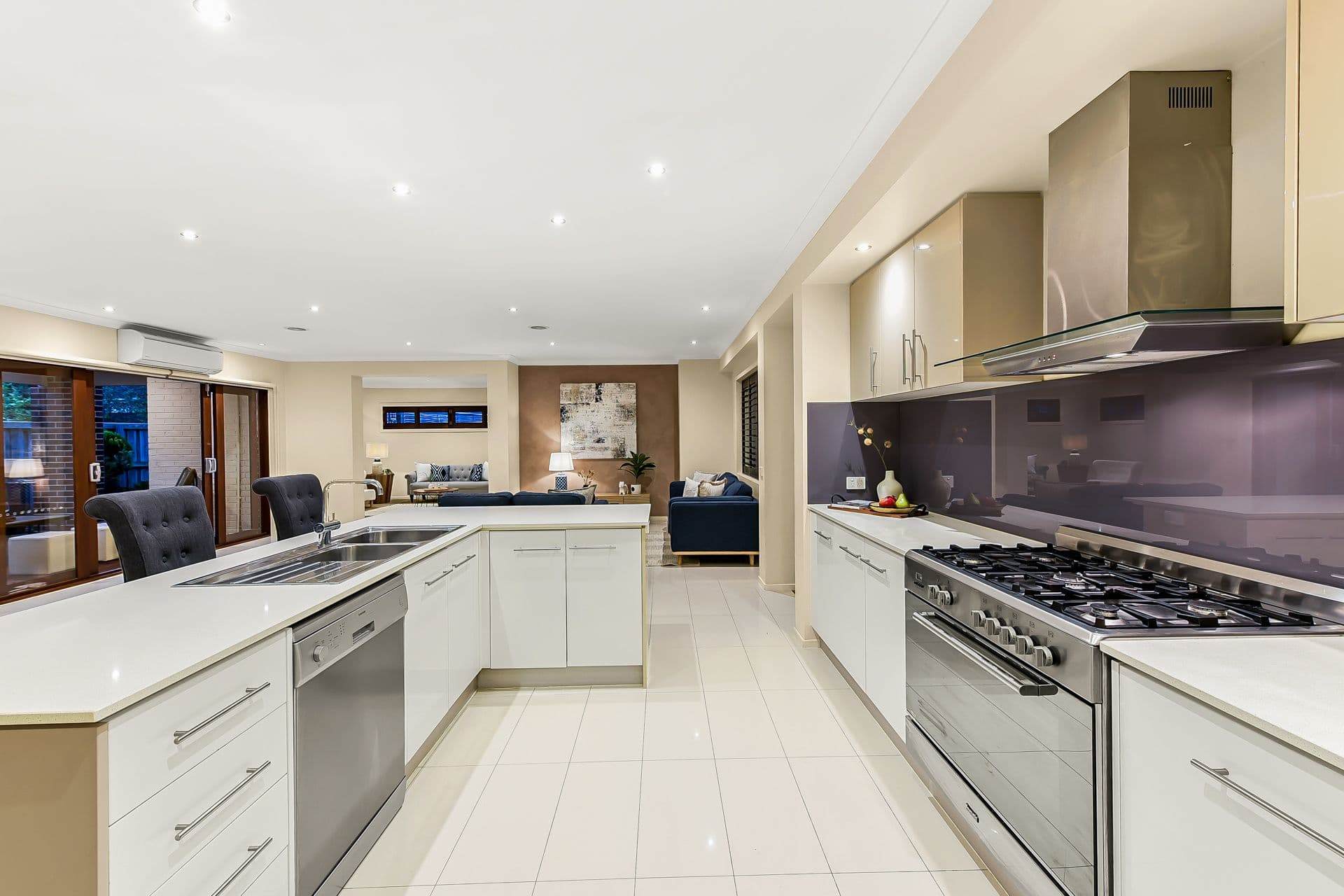 143 Viewgrand Drive, Berwick VIC 3806, Berwick - Thumbnail 5