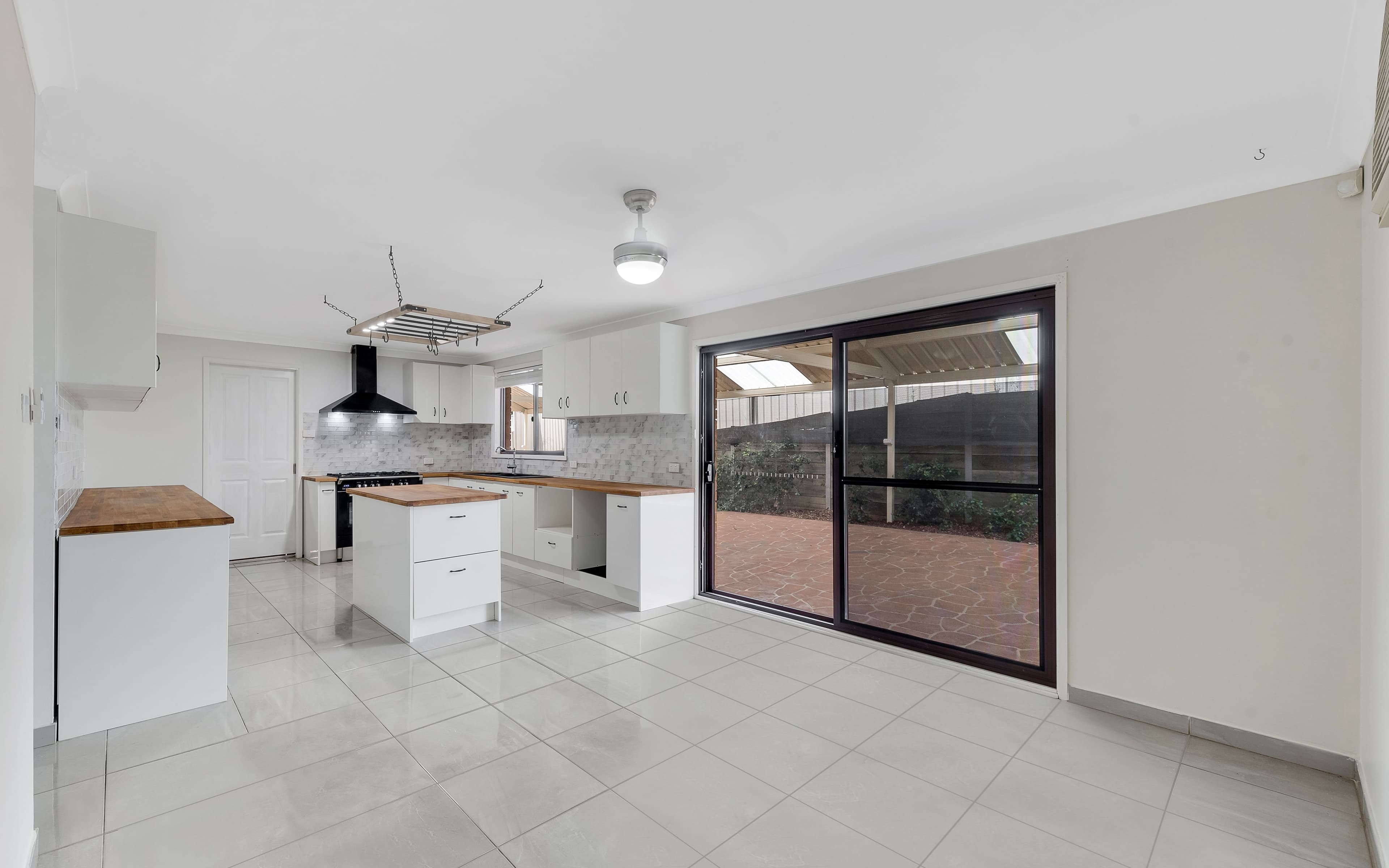 24 Crispsparkle Drive, Ambarvale NSW 2560, Ambarvale - Thumbnail 6