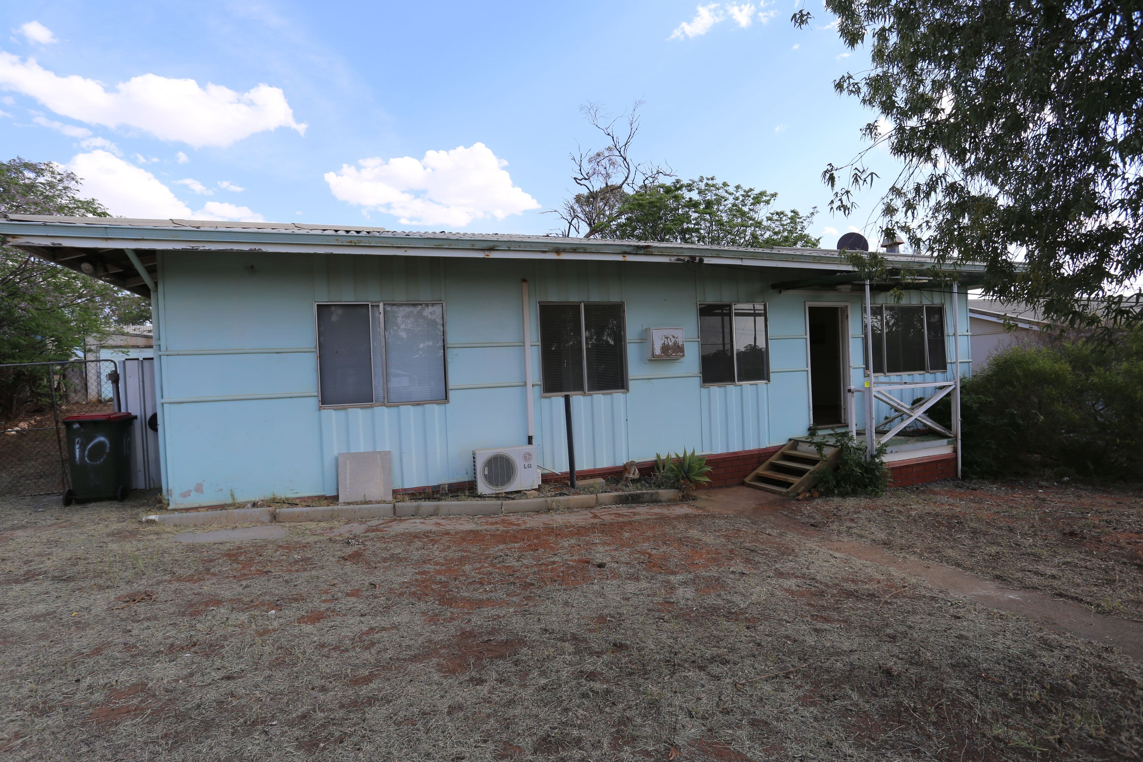 10 New Compton Street, Kambalda East WA 6442, Kambalda East - Image 1