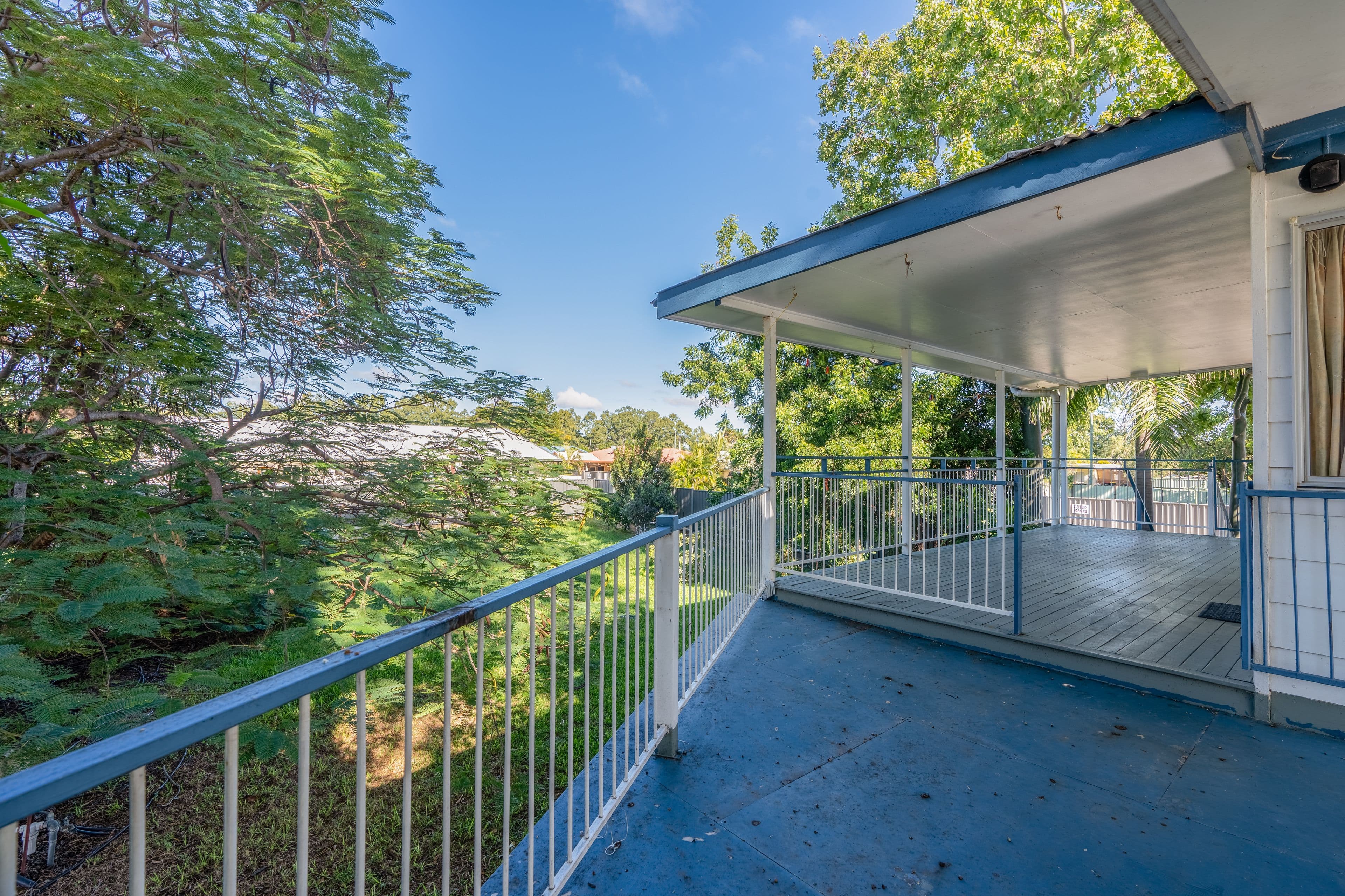55 Gray Street, Emerald QLD 4720, Emerald - Thumbnail 2