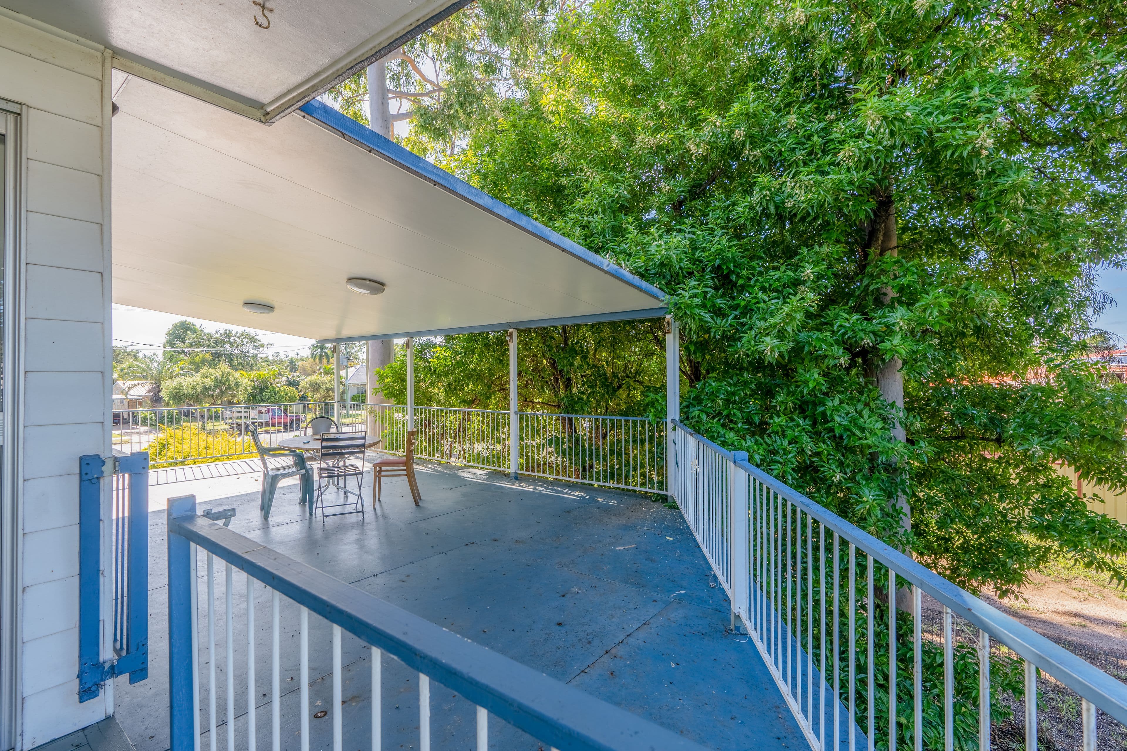 55 Gray Street, Emerald QLD 4720, Emerald - Thumbnail 3