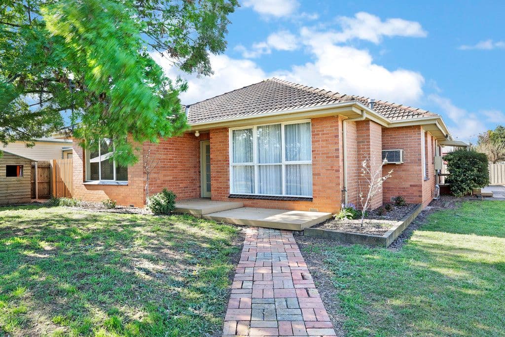 34 Curletts Road, LARA VIC 3212, Lara - Image 1