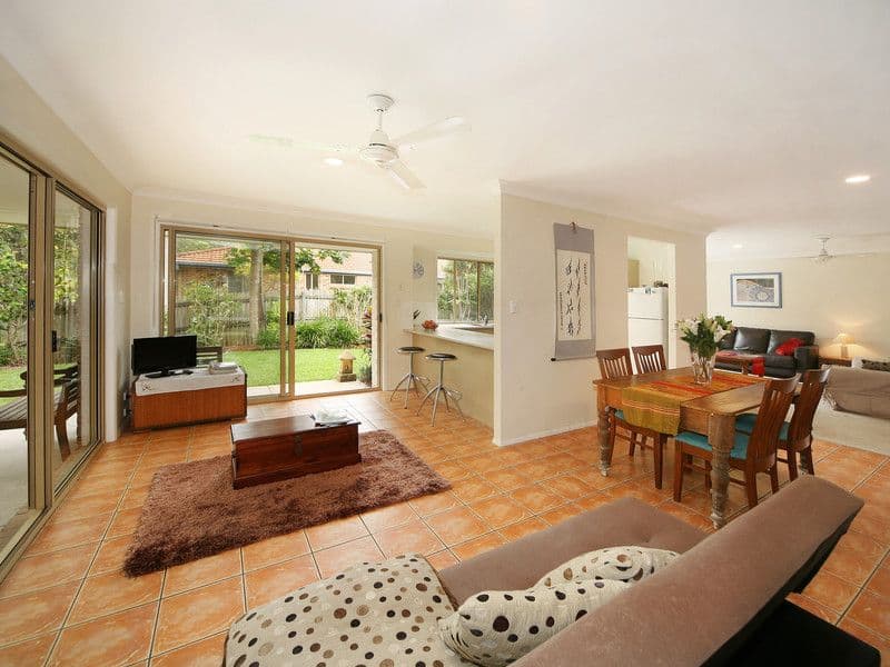 23 Rose Ash Crescent, NOOSAVILLE QLD 4566, Noosaville - Thumbnail 3