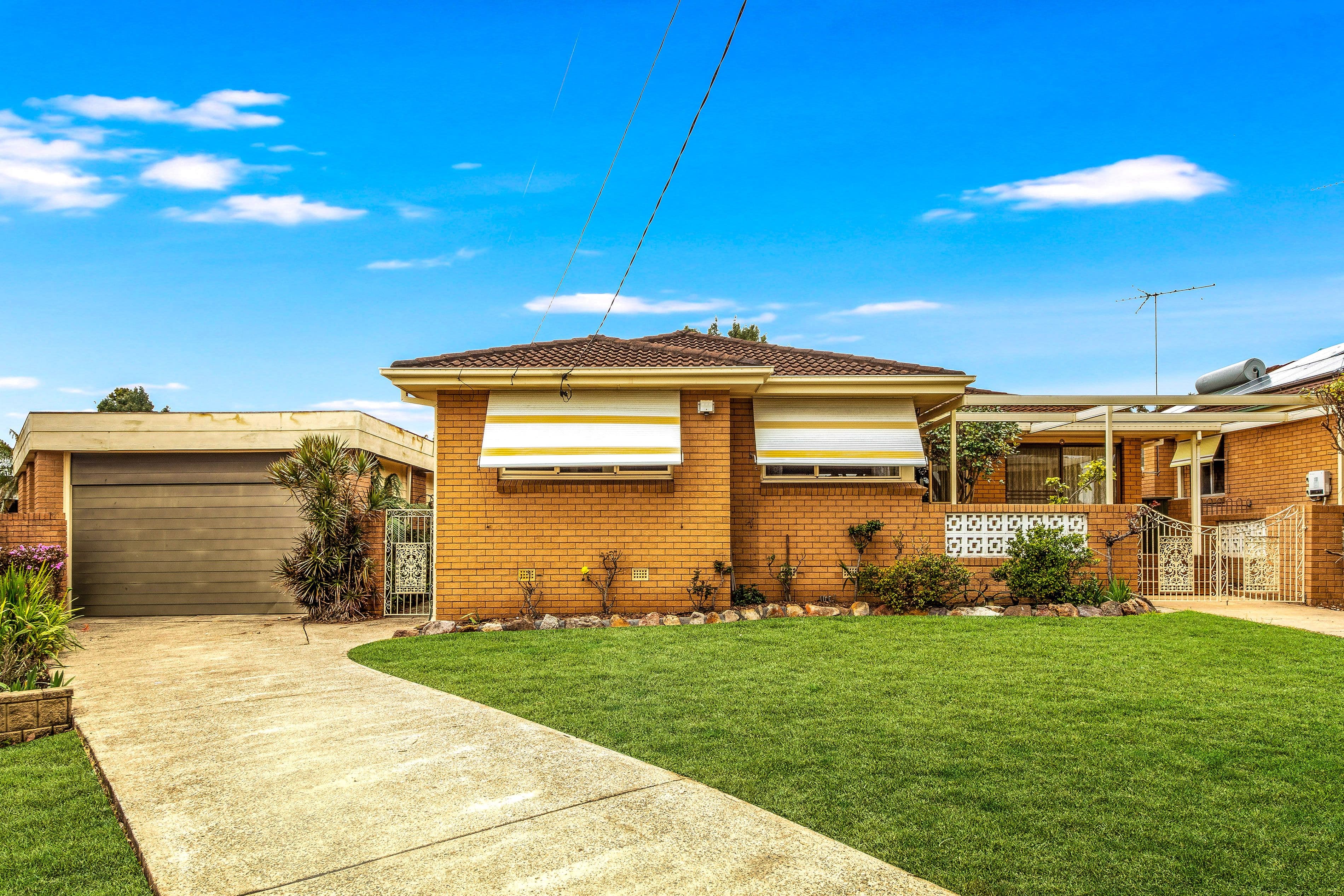 34 Duke Street, East Hills NSW 2213, East Hills - Thumbnail 2