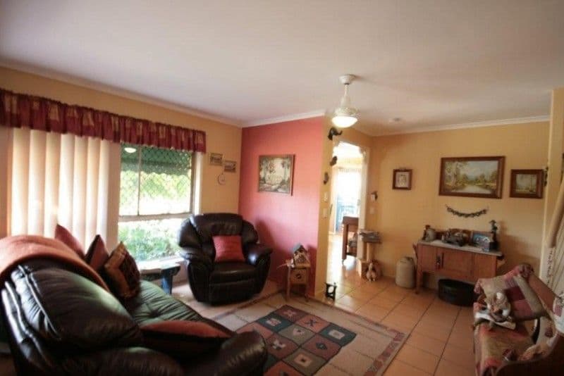 100 Pohon Drive, TANAH MERAH QLD 4128, Tanah Merah - Thumbnail 5