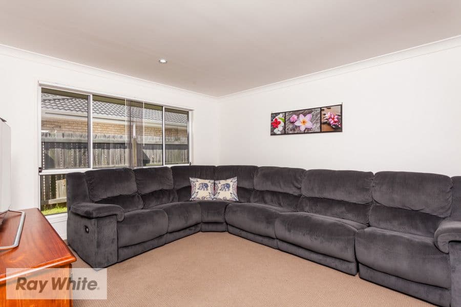 10 John Crescent, Pimpama QLD 4209, Pimpama - Thumbnail 5