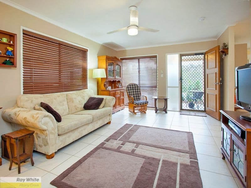 60 Gilford Crescent, ALBANY CREEK QLD 4035, Albany Creek - Thumbnail 4