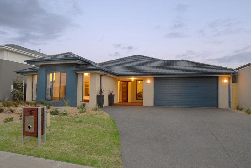 10  Coorong Circle, WATERWAYS VIC 3195, Waterways - Image 1